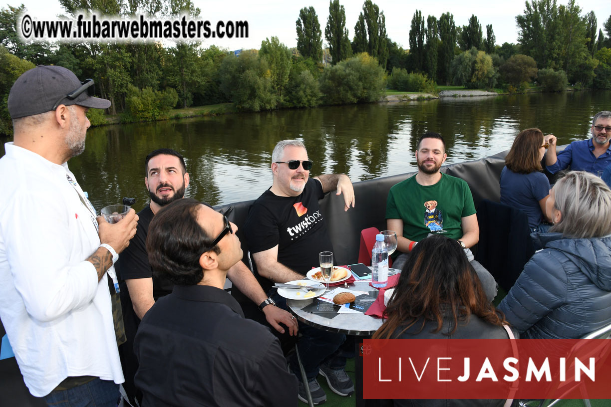 NewMediaServices - Flirt4Free River Cruise