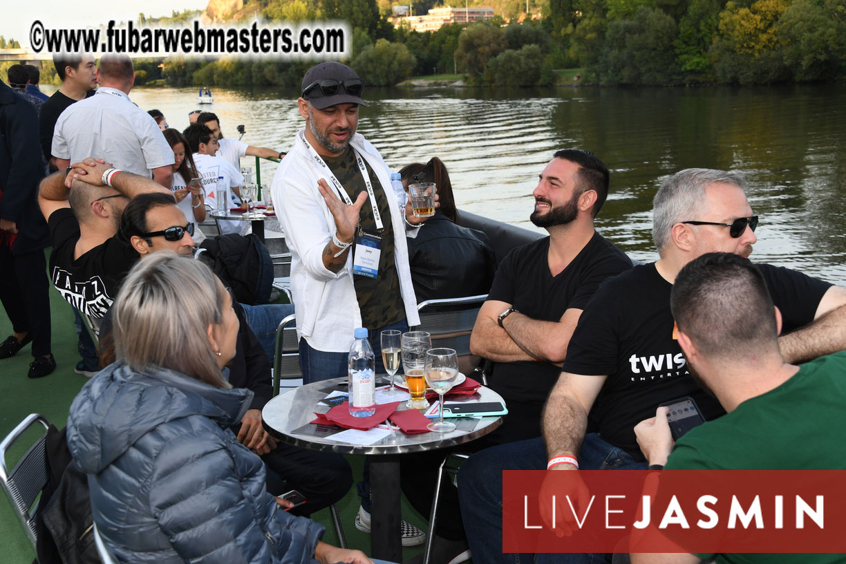 NewMediaServices - Flirt4Free River Cruise