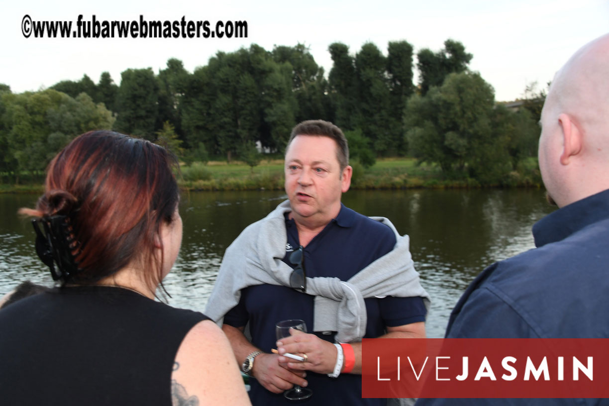 NewMediaServices - Flirt4Free River Cruise