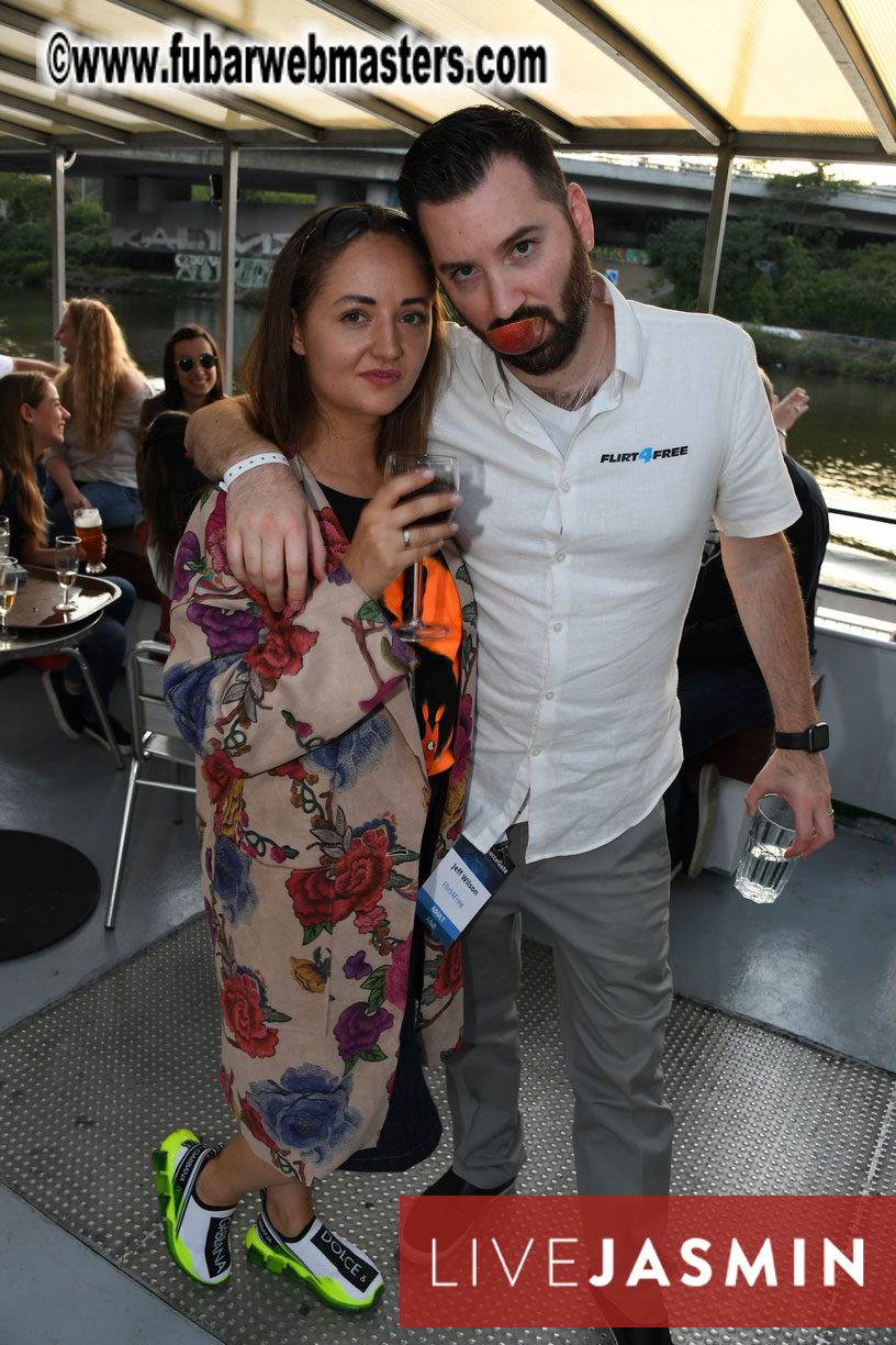 NewMediaServices - Flirt4Free River Cruise