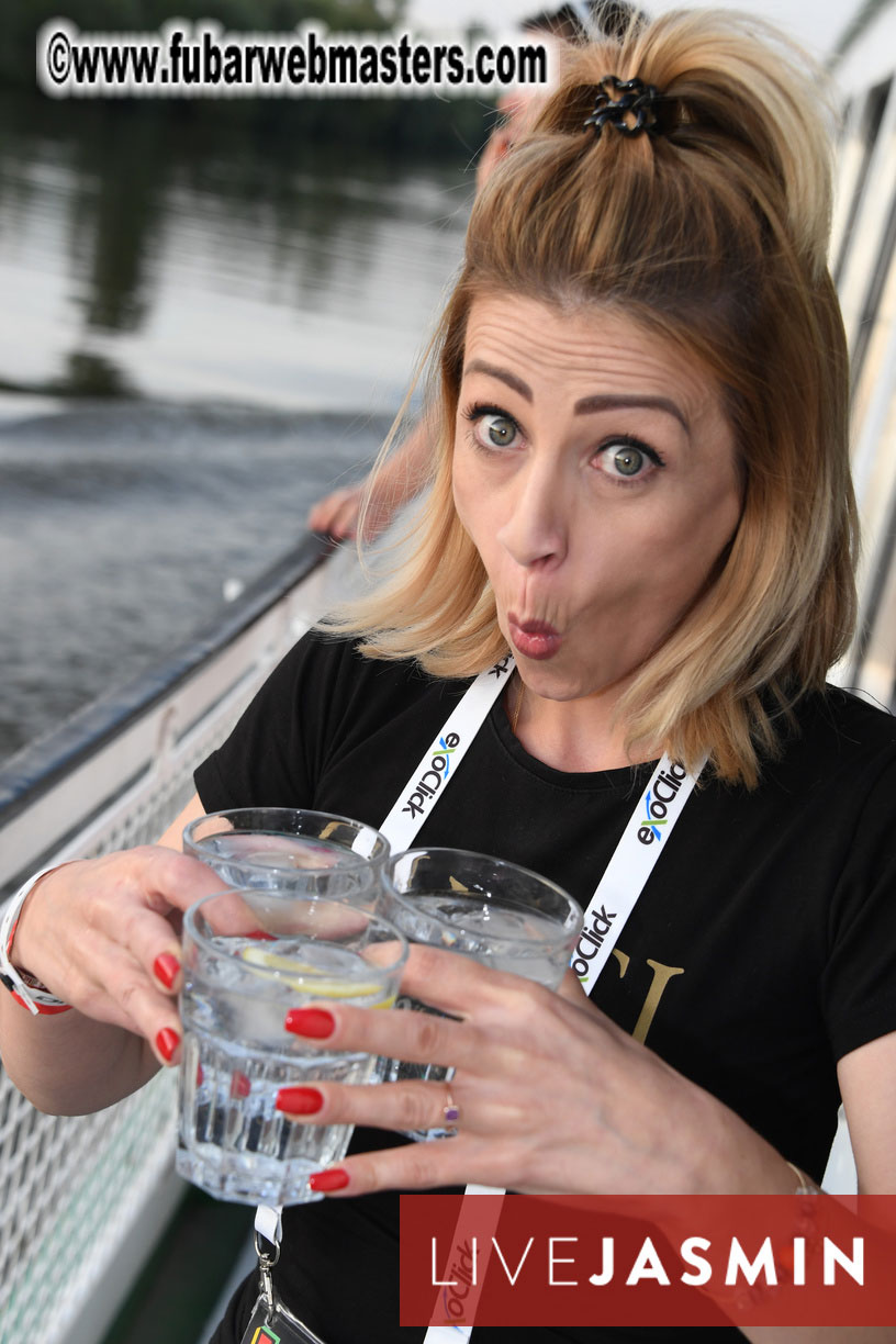 NewMediaServices - Flirt4Free River Cruise