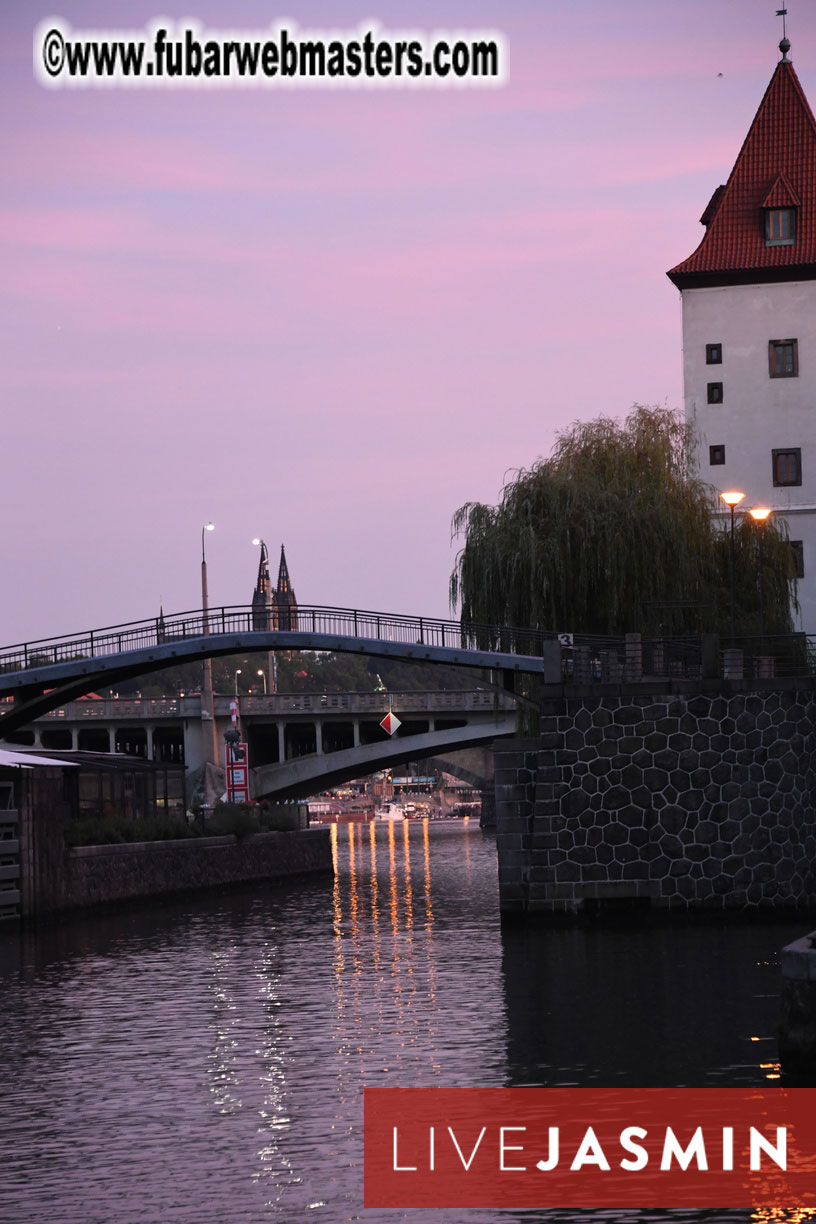 NewMediaServices - Flirt4Free River Cruise