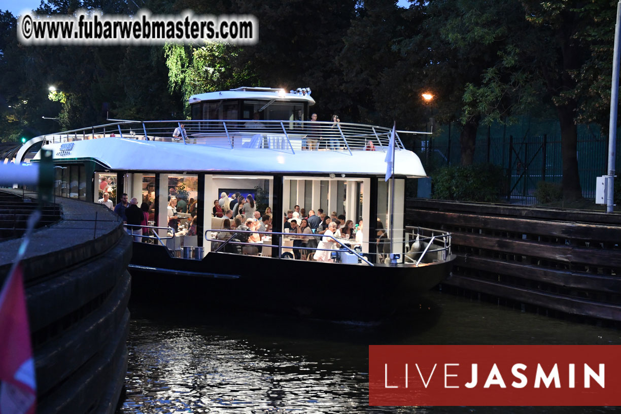 NewMediaServices - Flirt4Free River Cruise