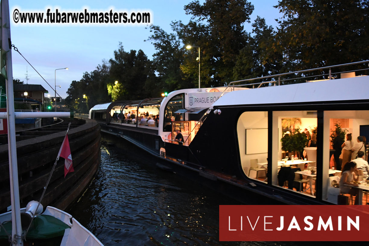 NewMediaServices - Flirt4Free River Cruise