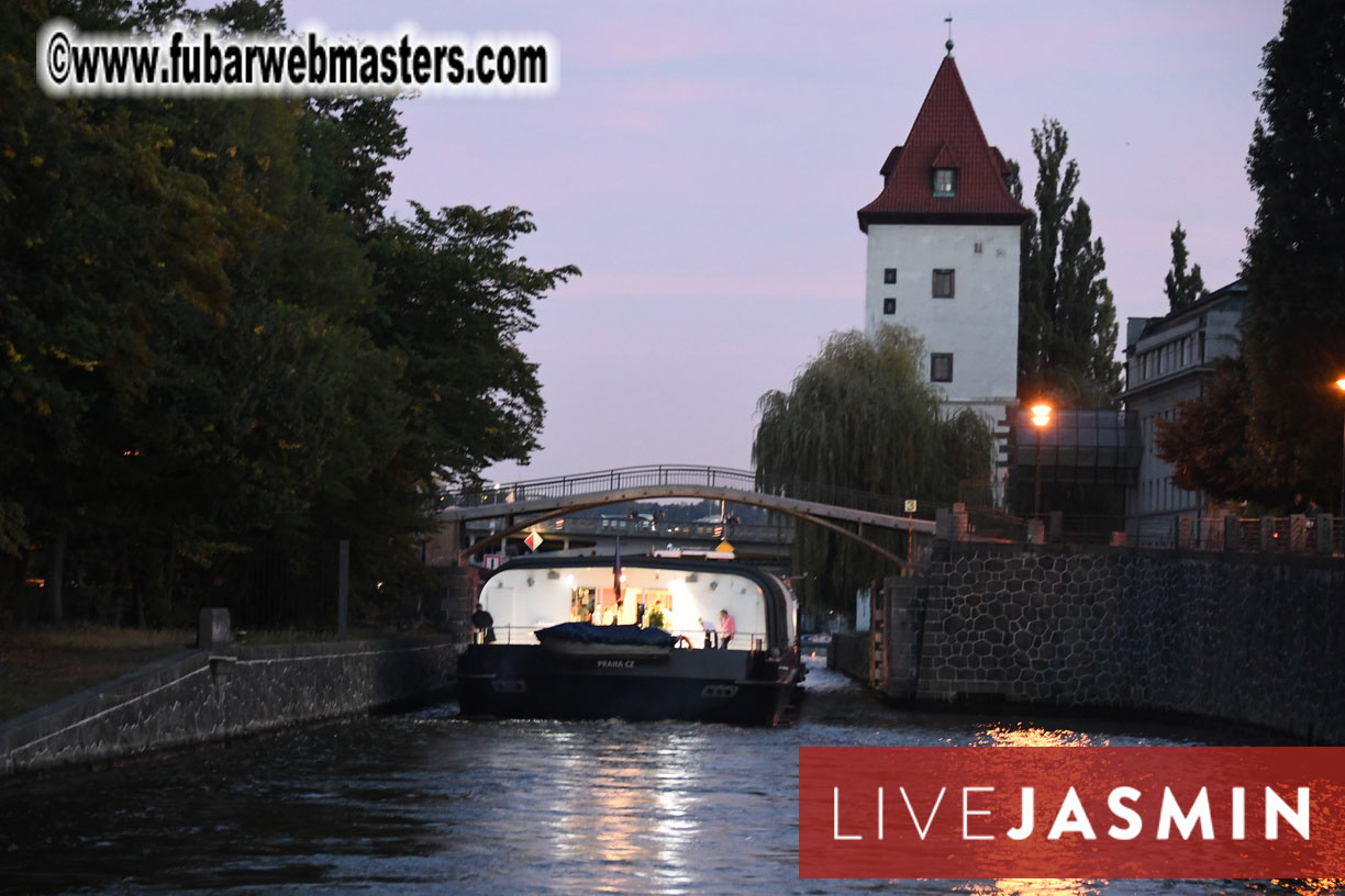 NewMediaServices - Flirt4Free River Cruise