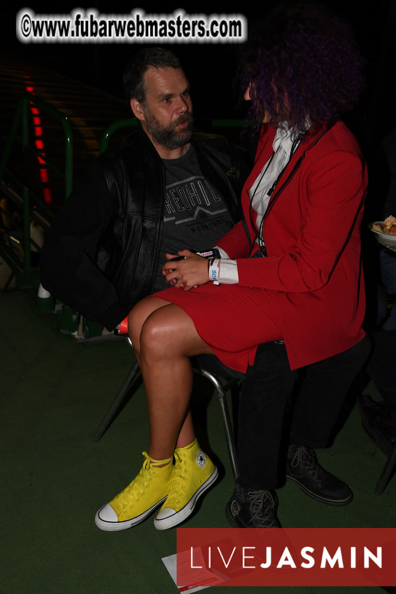 NewMediaServices - Flirt4Free River Cruise