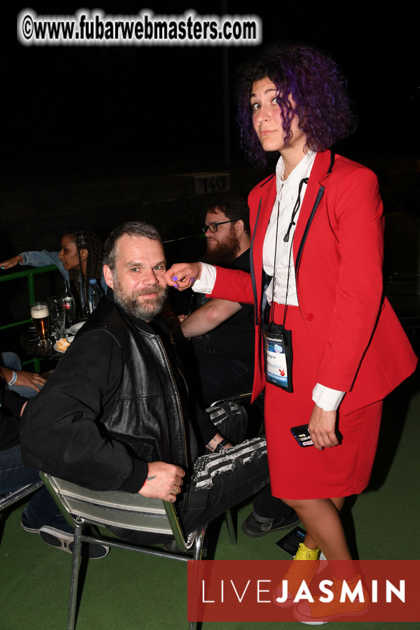 NewMediaServices - Flirt4Free River Cruise