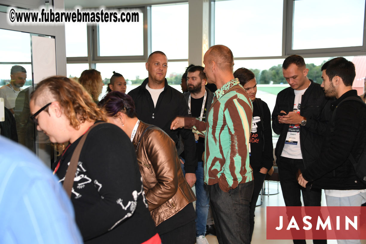 Commercegate Indoor Skydiving