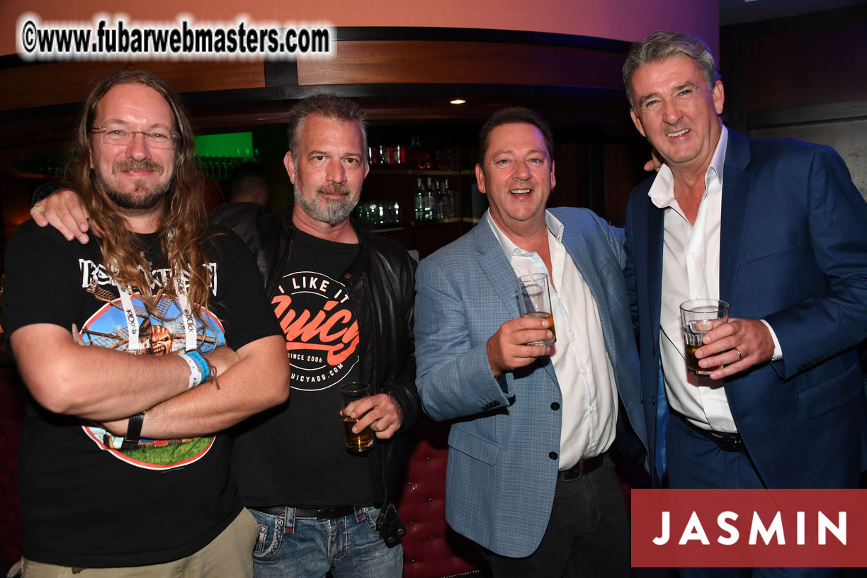 TrafficCompany Night Bar