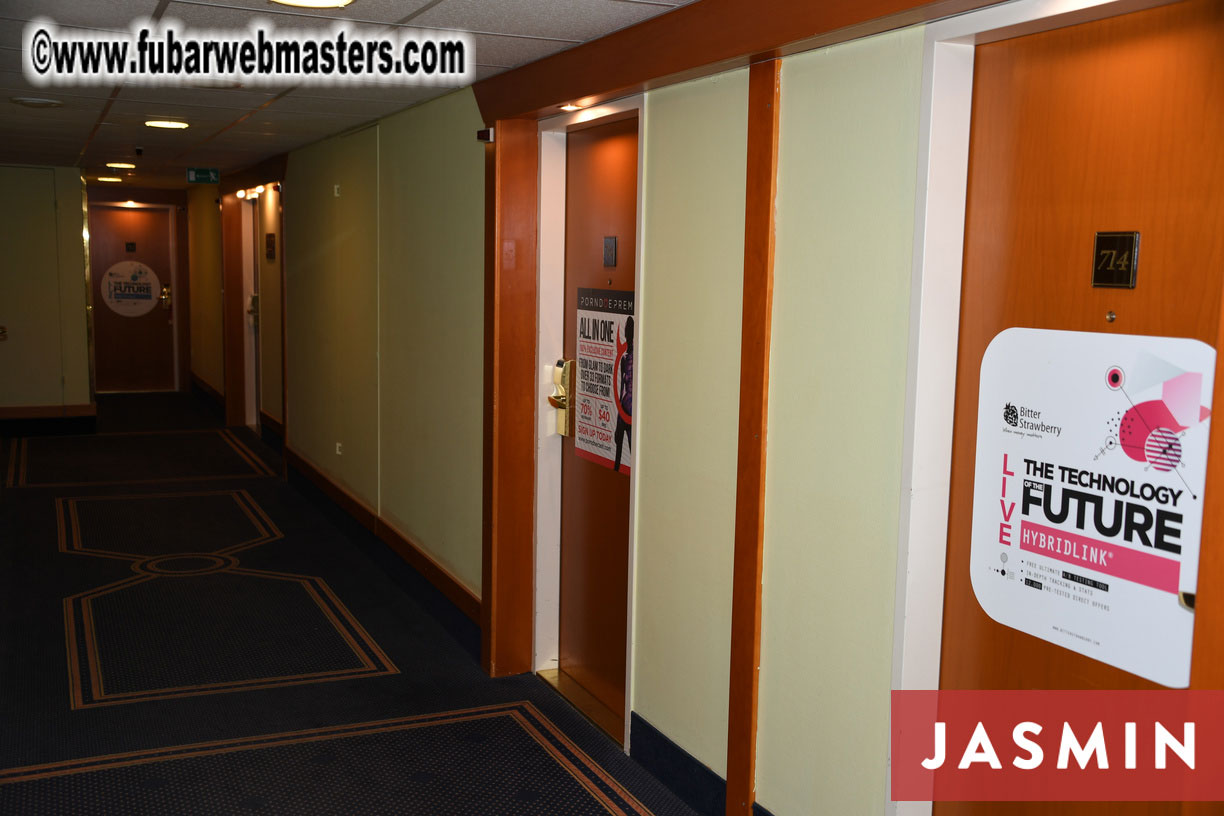 TrafficCompany Night Bar