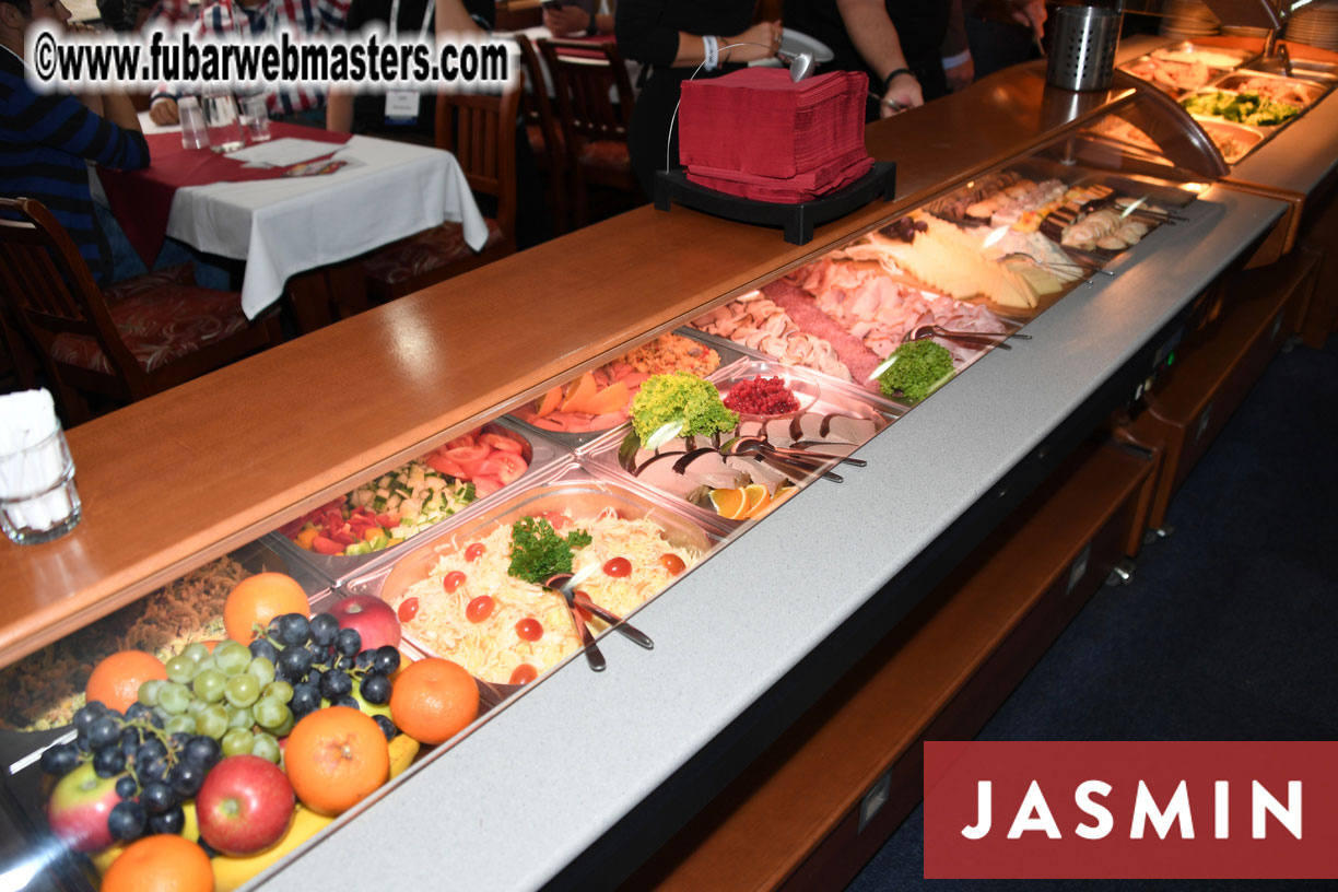 SMS Cams/Flirt4Free River Cruise