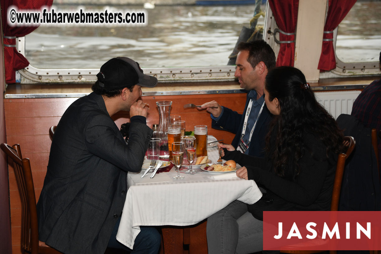 SMS Cams/Flirt4Free River Cruise