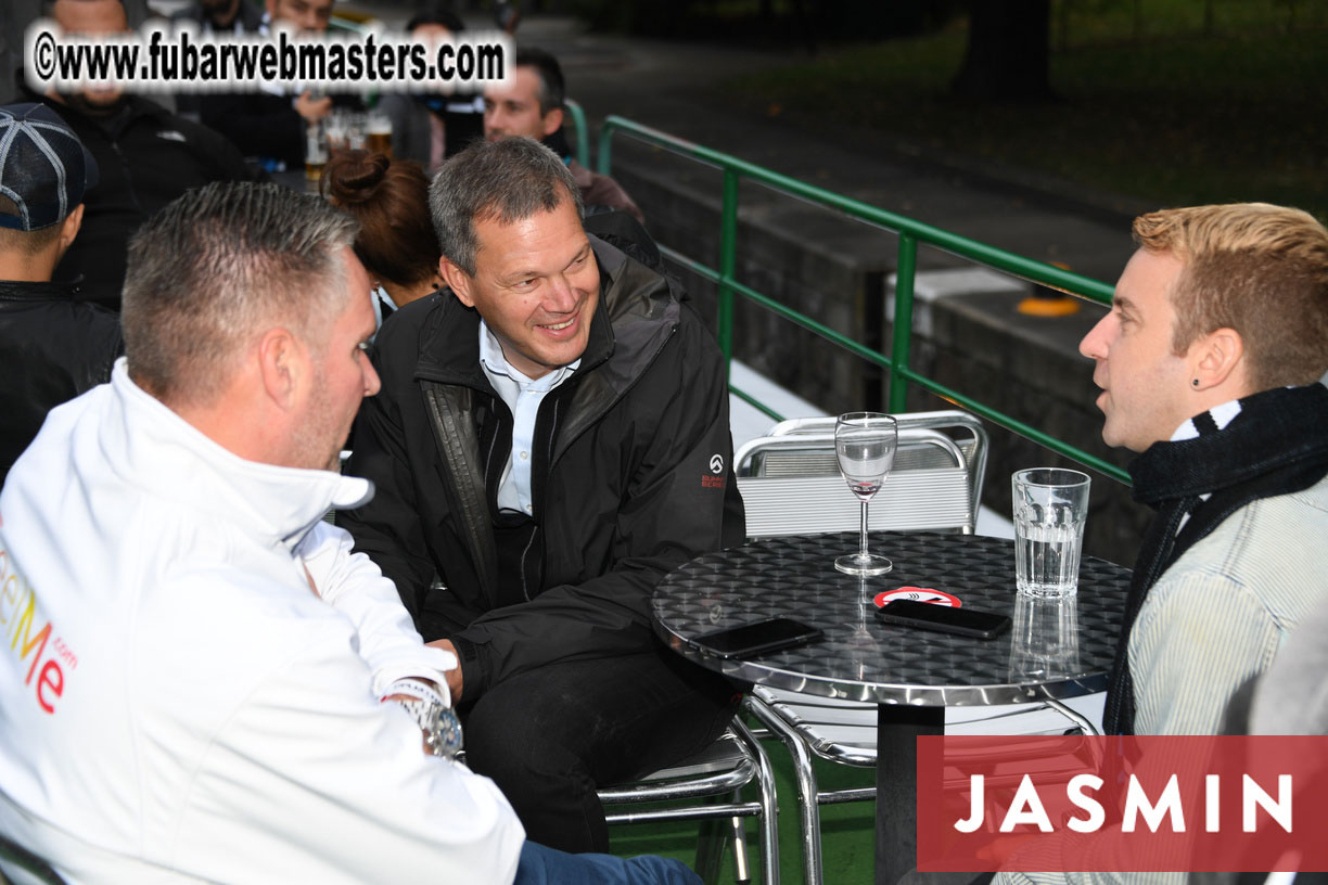 SMS Cams/Flirt4Free River Cruise