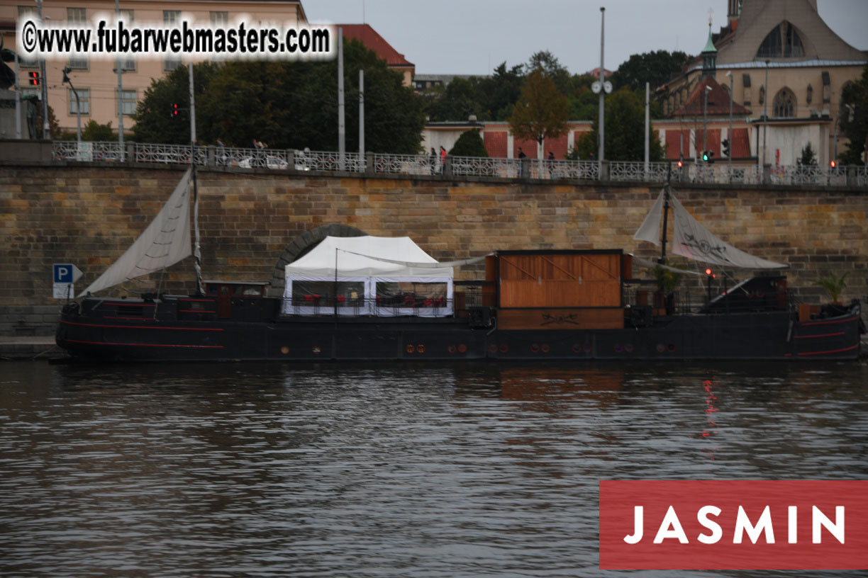 SMS Cams/Flirt4Free River Cruise