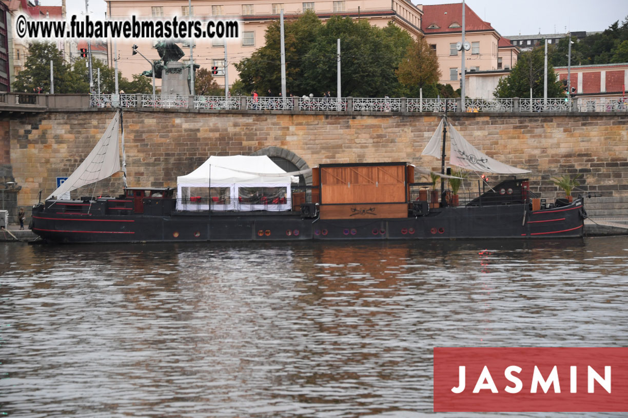 SMS Cams/Flirt4Free River Cruise