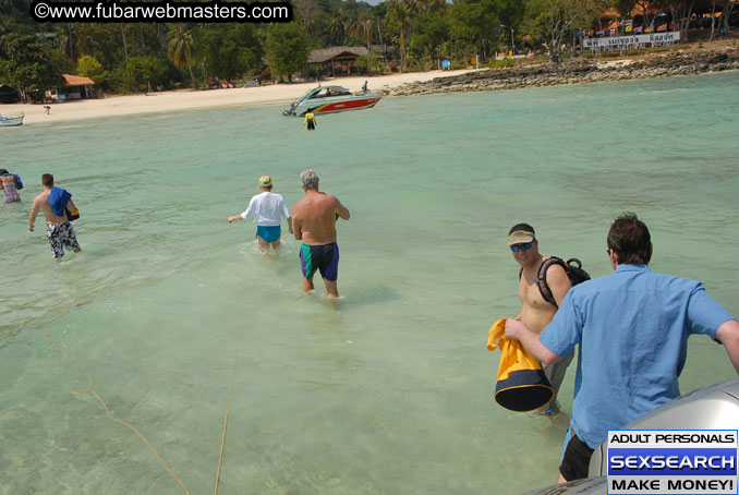 Speedboat Island Hopping