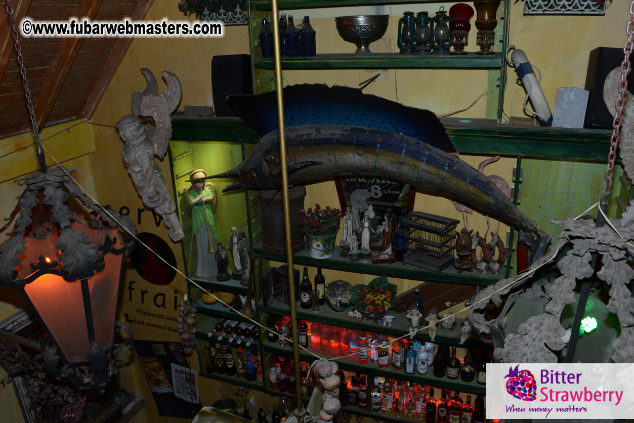 Reporo Party at the Mundo Bizarro