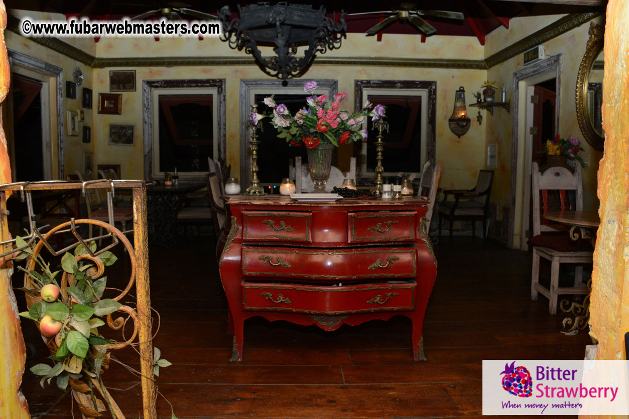 Reporo Party at the Mundo Bizarro