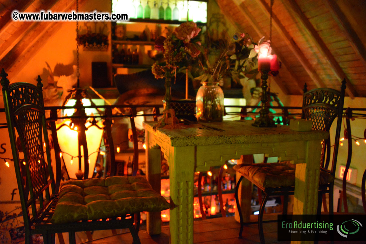 Reporo Party at the Mundo Bizarro