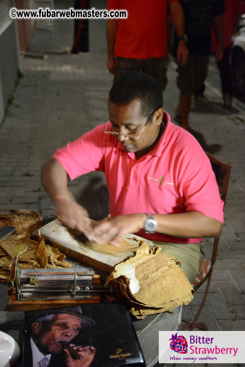 Reporo Party at the Mundo Bizarro