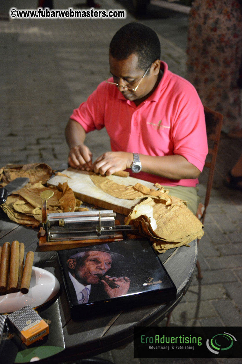 Reporo Party at the Mundo Bizarro