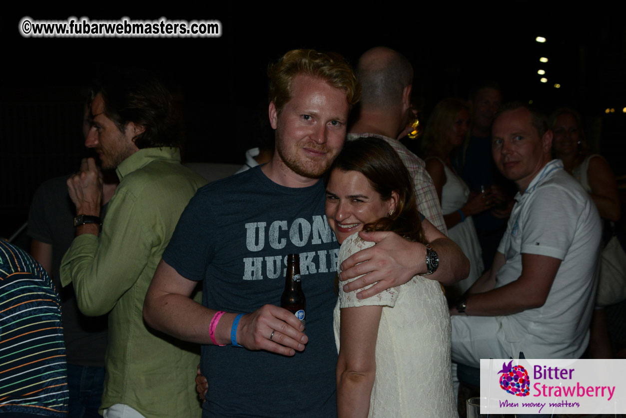 Reporo Party at the Mundo Bizarro