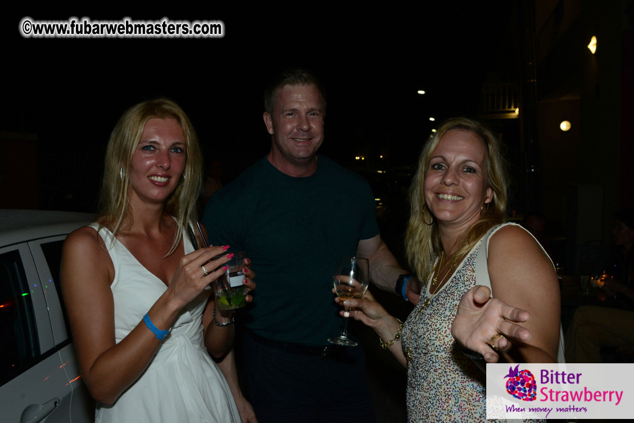 Reporo Party at the Mundo Bizarro