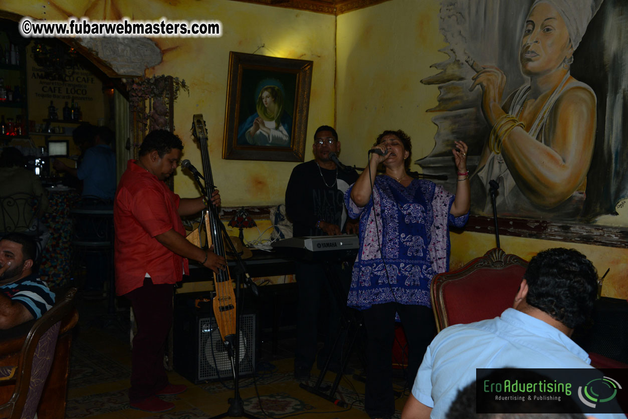 Reporo Party at the Mundo Bizarro