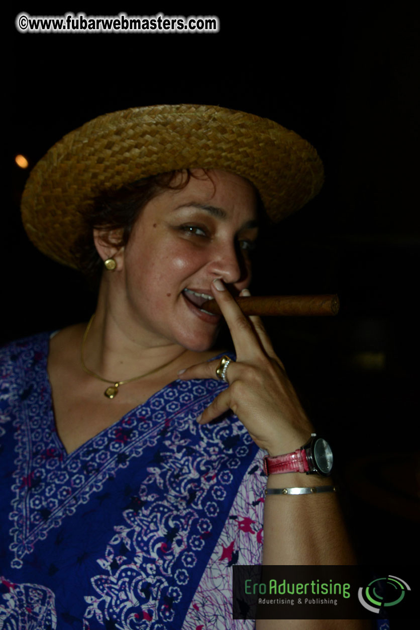 Reporo Party at the Mundo Bizarro