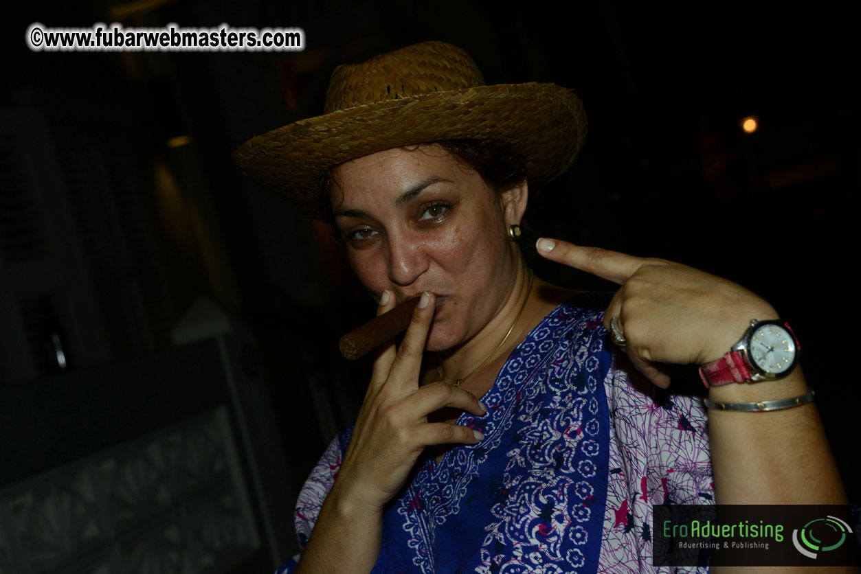 Reporo Party at the Mundo Bizarro