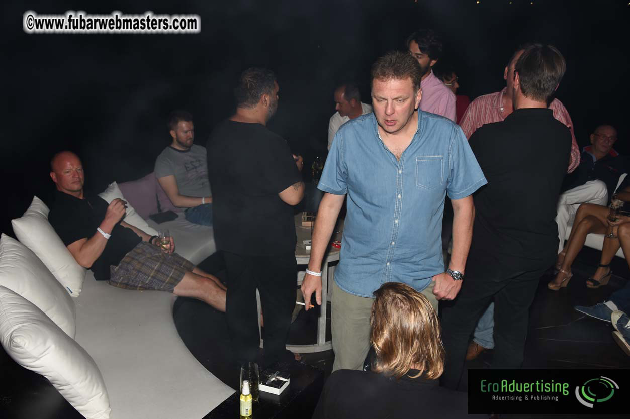 Dating Factory Night Bar