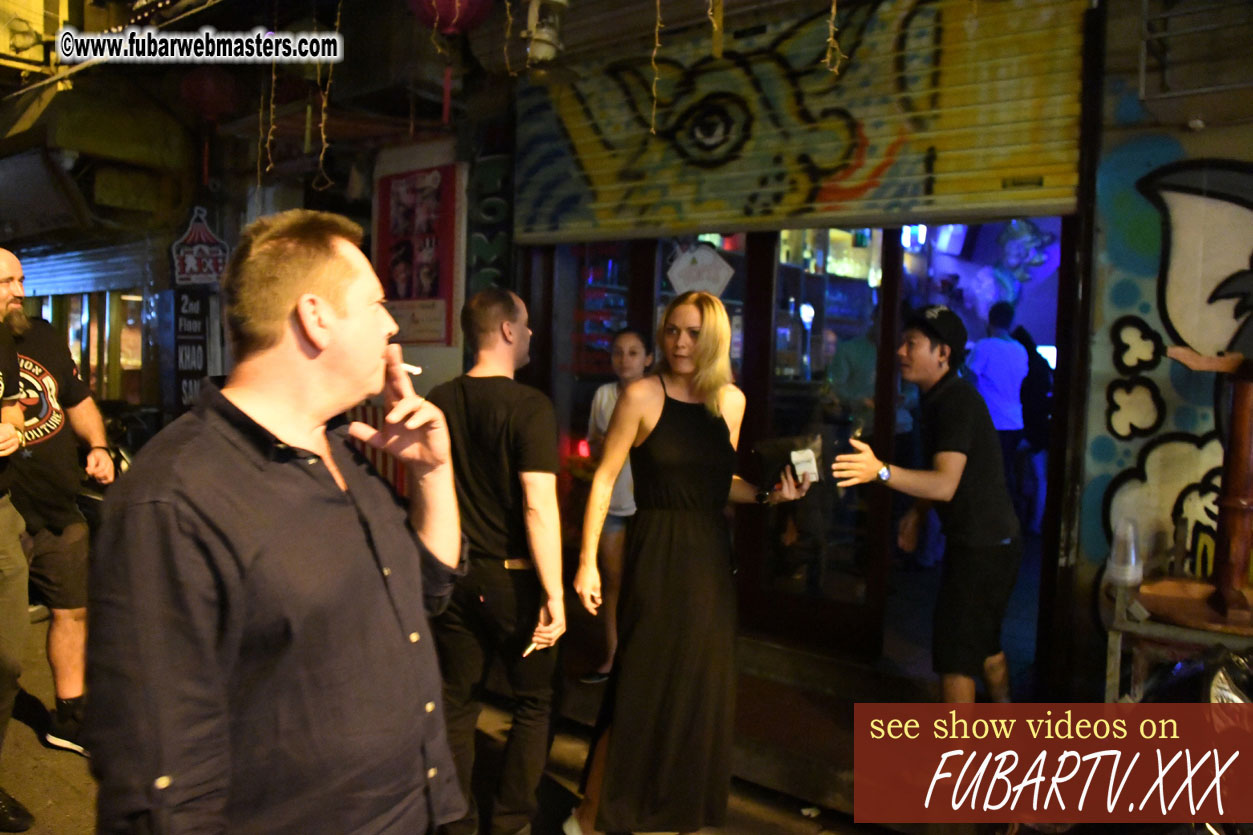 Toms Bar - beware of pickpockets