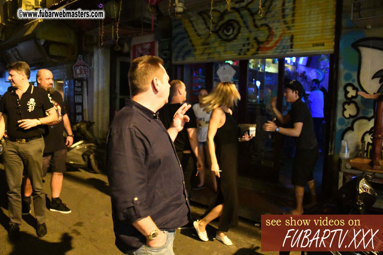 Toms Bar - beware of pickpockets