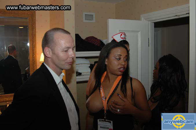 Nat's & Incredible Dollars Closing Party