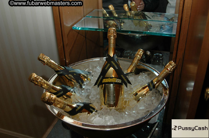 MaleFlixx Cock & Tail Hour