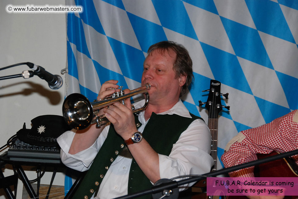 Oktoberfest Gathering 09 Warm-up Party