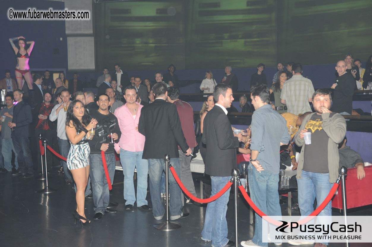 GFY.com ?Çô10 Years Anniversary Party + Miss Freeo