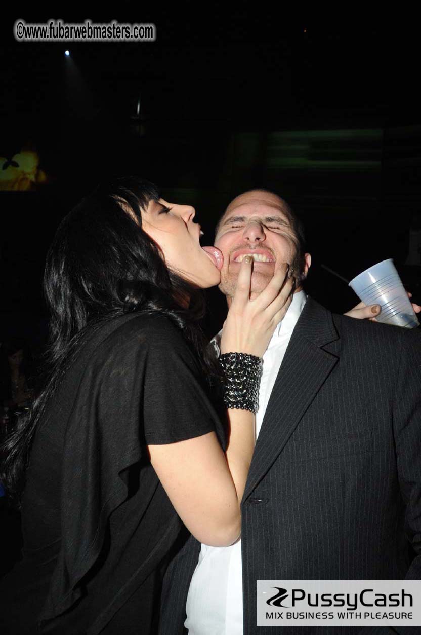 GFY.com ?Çô10 Years Anniversary Party + Miss Freeo