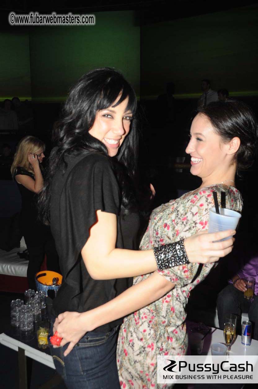 GFY.com ?Çô10 Years Anniversary Party + Miss Freeo