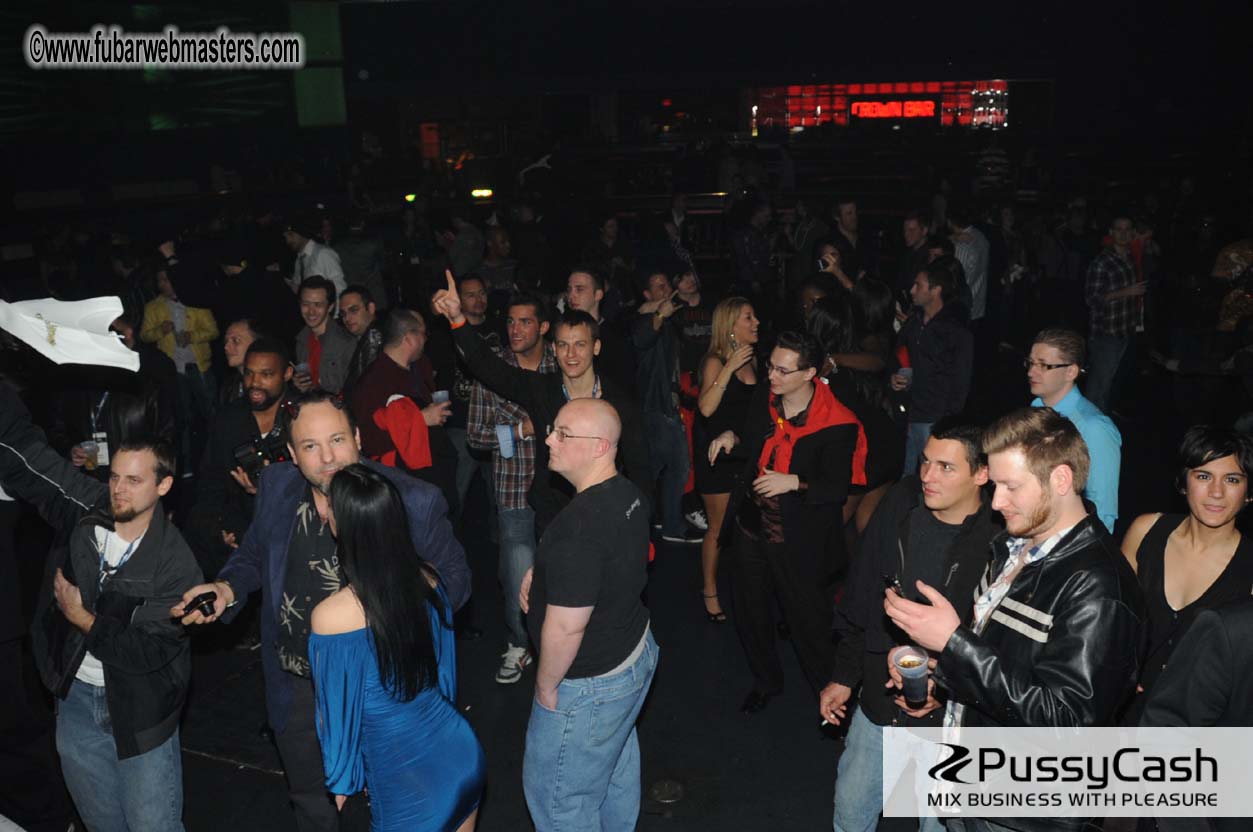 GFY.com ?Çô10 Years Anniversary Party + Miss Freeo