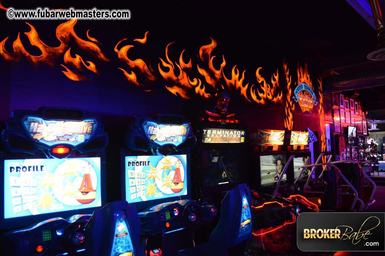 Mr Skin?ÇÖs Mini Golf