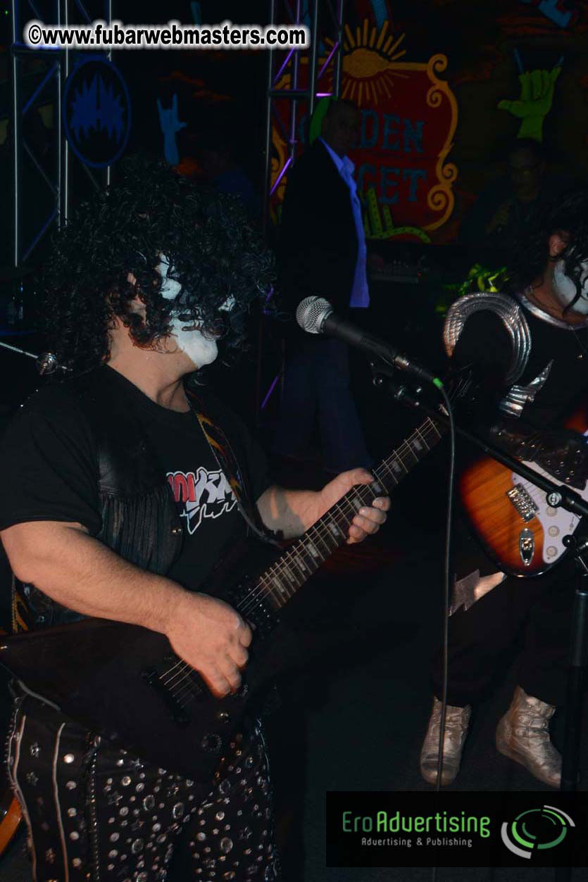 Mr Skin?ÇÖs Mini Golf