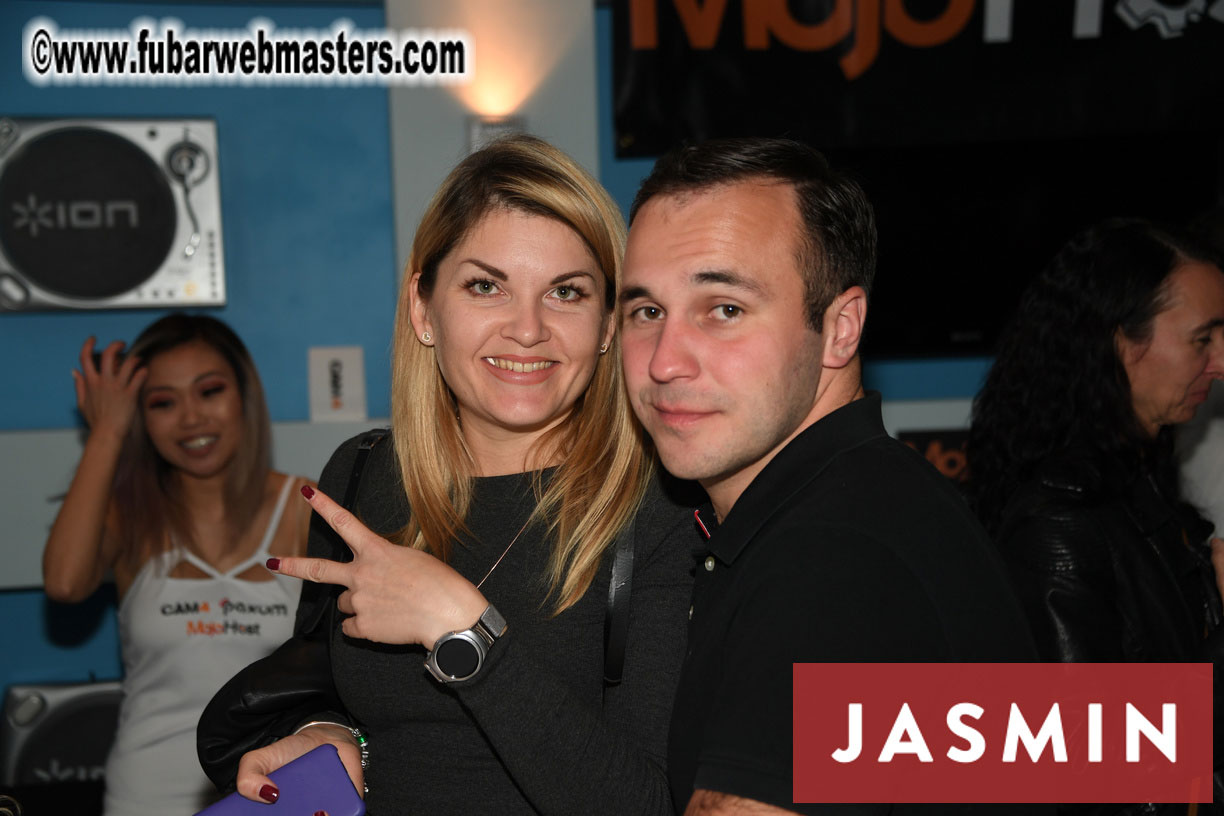 InterNext Warm Up Party