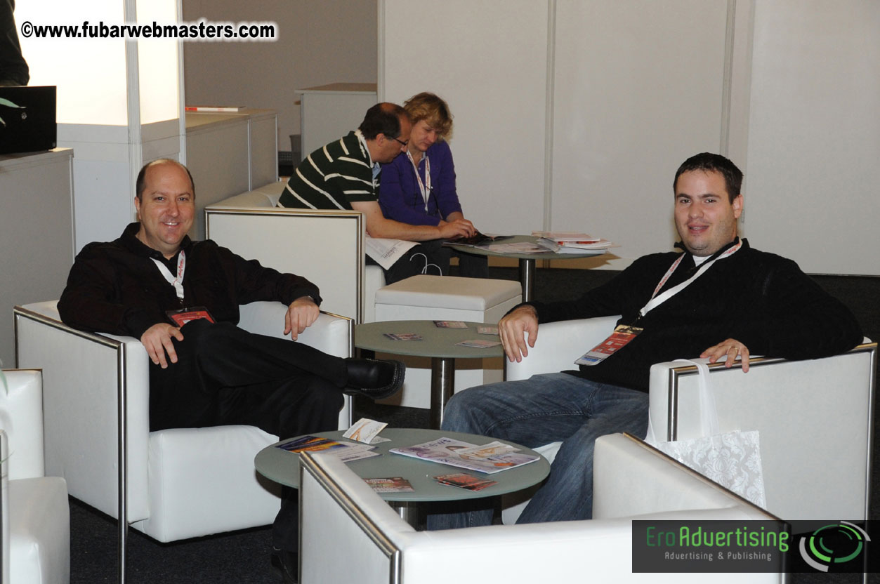 14.Venus showfloor Day 2