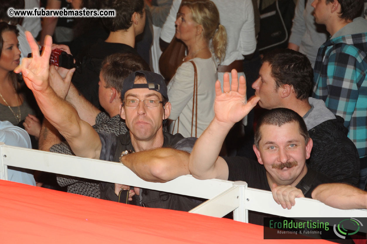 14.Venus showfloor Day 3