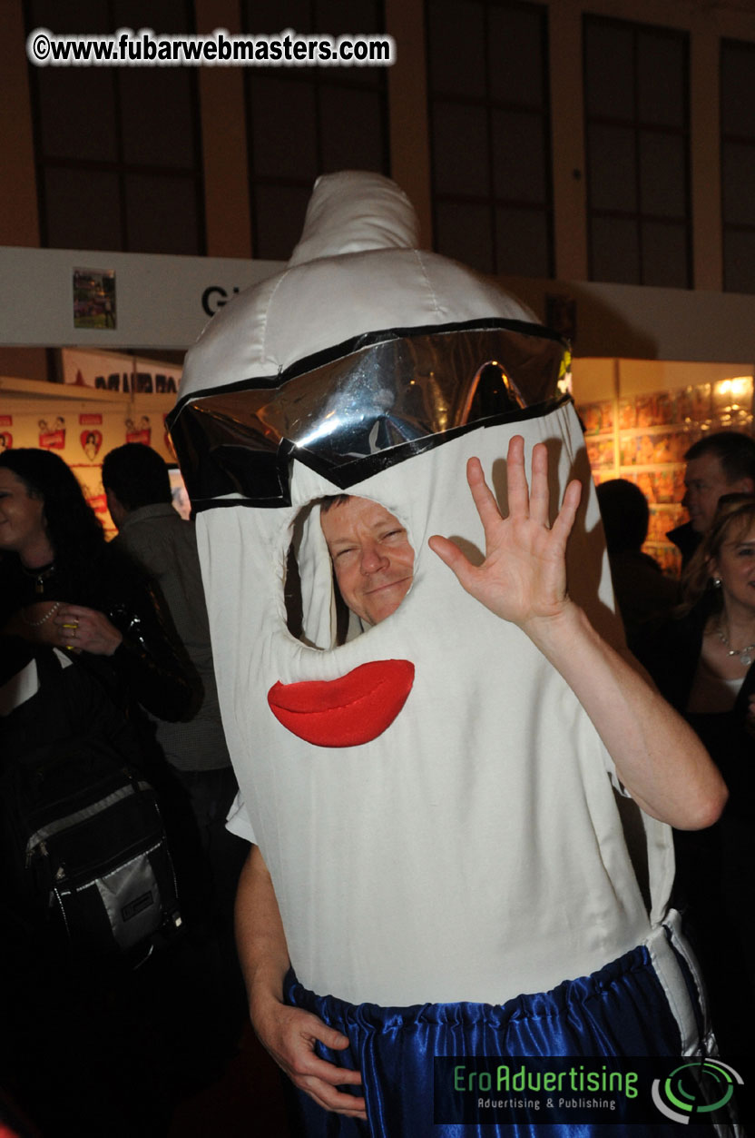 14.Venus showfloor Day 3