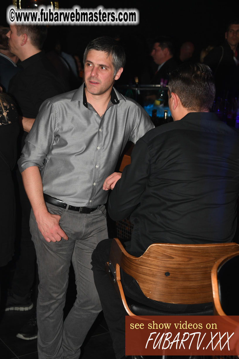 VIP Experience at Puro