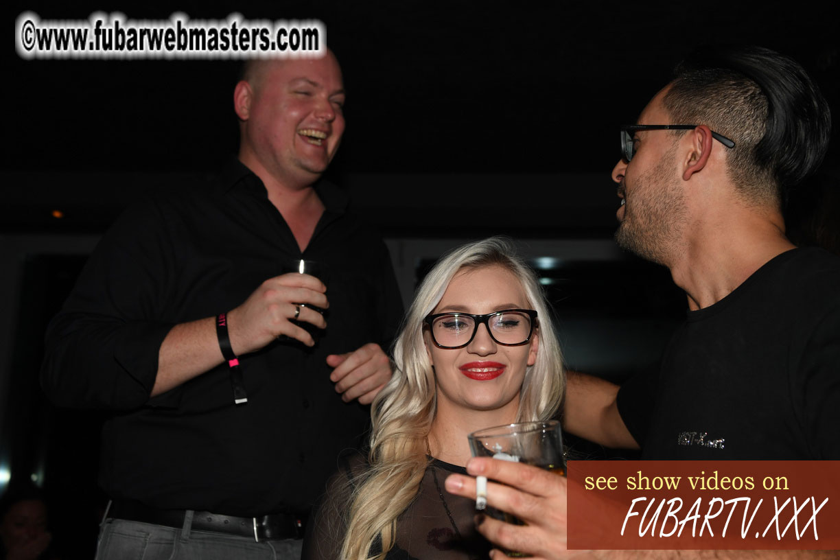 VIP Experience at Puro