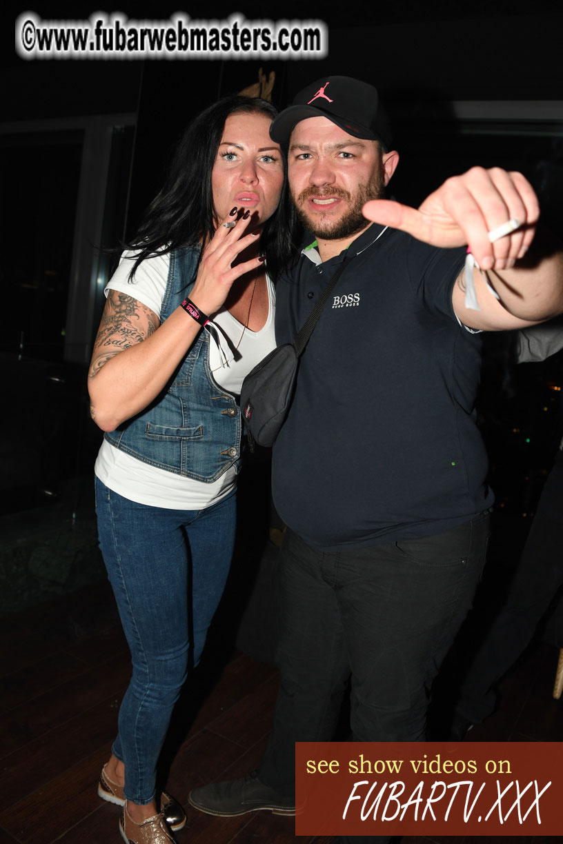 VIP Experience at Puro