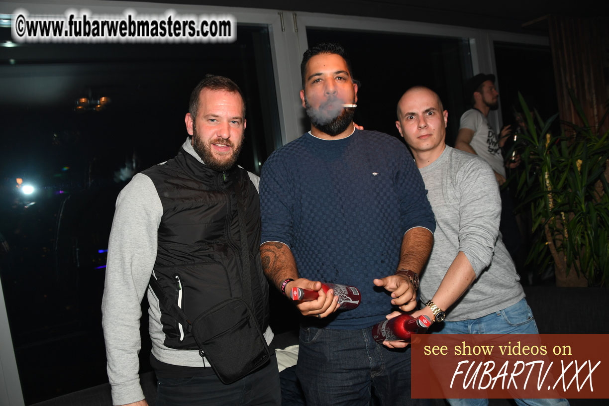 VIP Experience at Puro